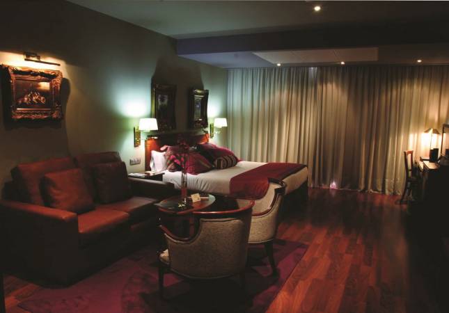 Confortables habitaciones en Hotel Plaza. El entorno más romántico con los mejores precios de Andorra la Vella